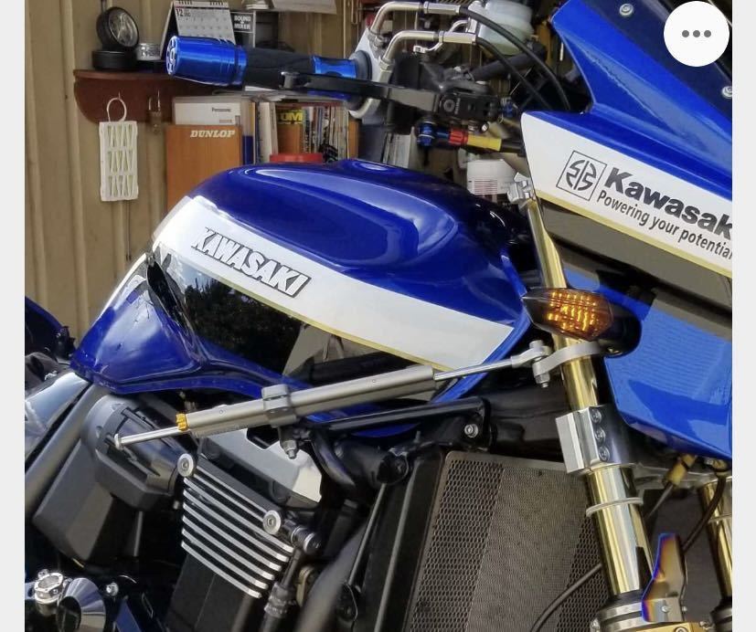 ☆ ZRX1200R 用 ステアリングダンパー取り付けステー 中古美品 ☆の