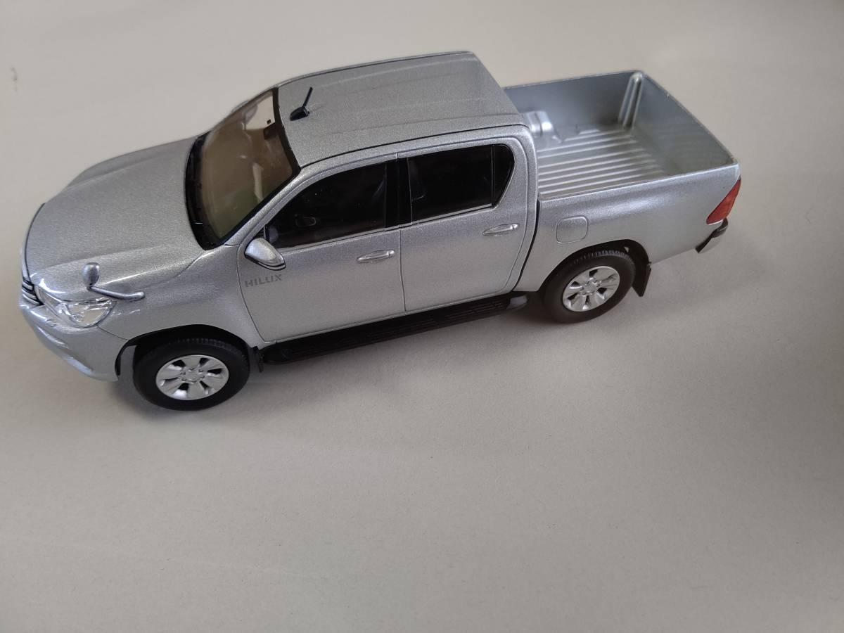 Amazon.co.jp: 1/30 トヨタ 新型ハイラックス HILUX 後期 2020