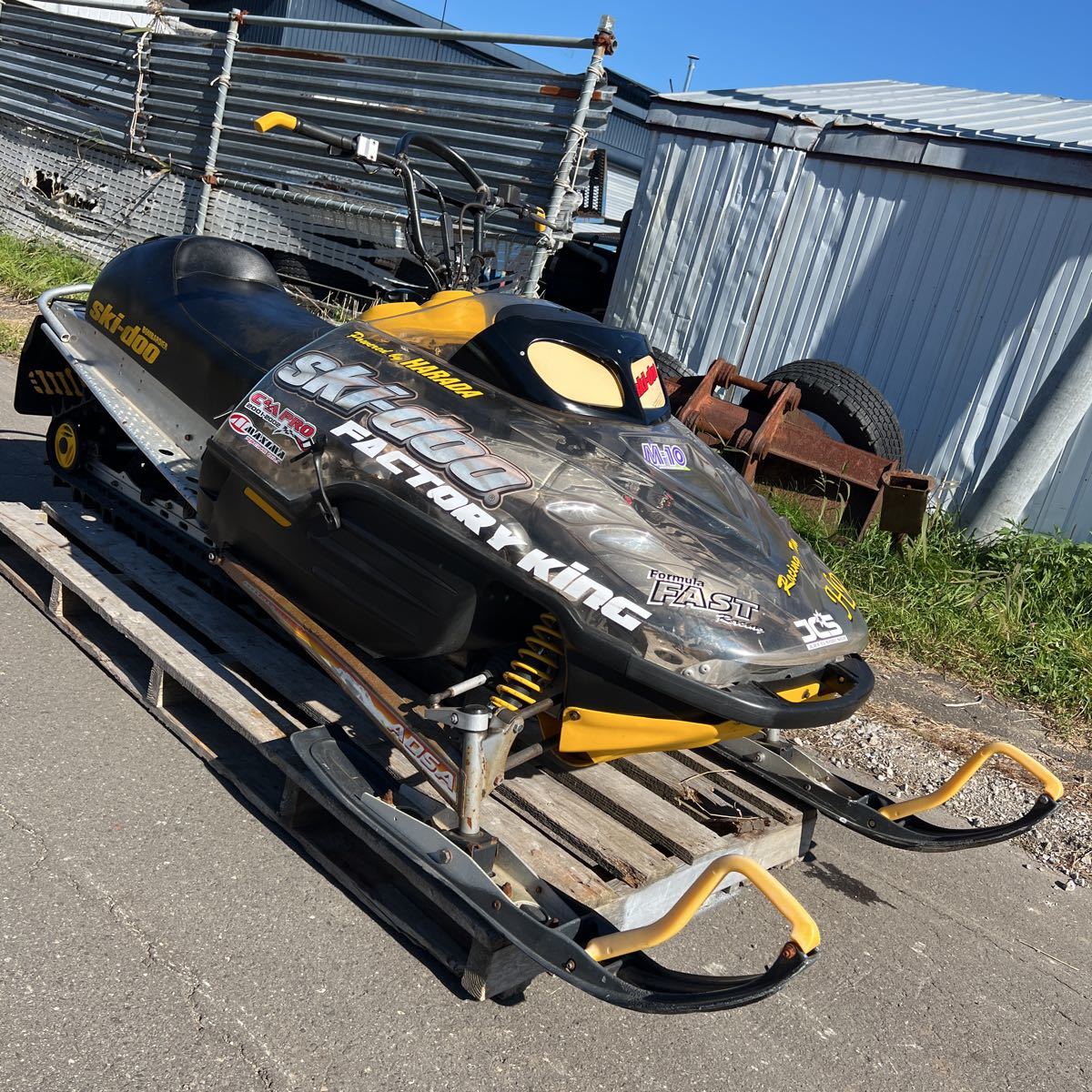 札幌発 スノーモービル ski doo summit 1000