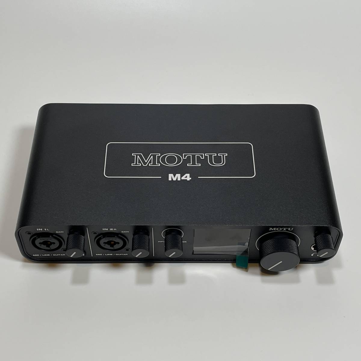 MOTU M4オーディオインターフェイス 中古 MOTU M4 オーディオインターフェース(美品） 目立った傷や汚れなし