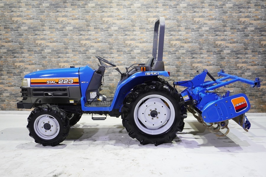 やや傷や汚れあり】【値下げ交渉あり】充実機能のイチオシ車！イセキ