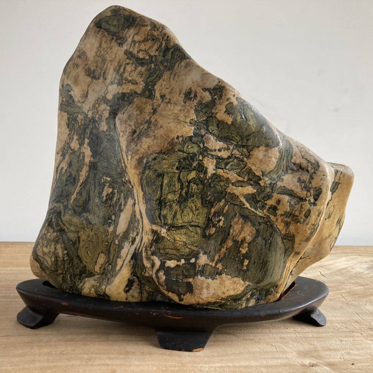 鑑賞石 メノウ 瑪瑙 1.3キロ 観賞石 孔雀石 ジャスパー 菊花石