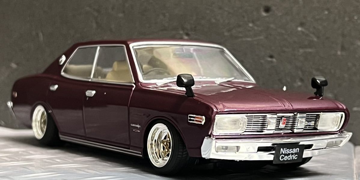 未使用に近い】最新号！アシェット 国産名車 1/24 日産 セドリック HT