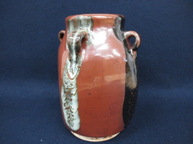 やや傷や汚れあり】hK7584 陶器「益子焼 小笠原再二 柿釉流耳付花瓶