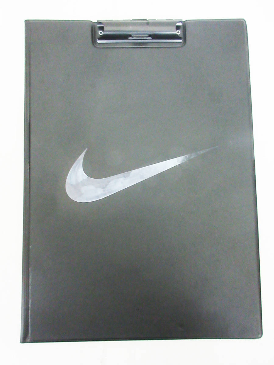 Nike 非売品　バインダー新品未使用 非売品 NIKE バインダー Nike 非売品 バインダー新品未使用 2025