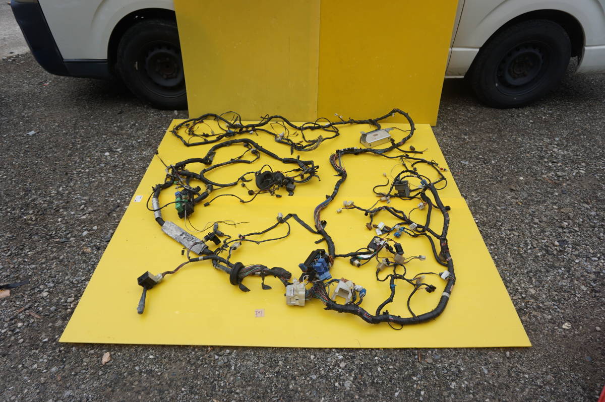 【目立った傷や汚れなし】S13シルビア 後期 180SX ターボ 配線 ABS ヒューズボックス コンピューター ハーネス 47850