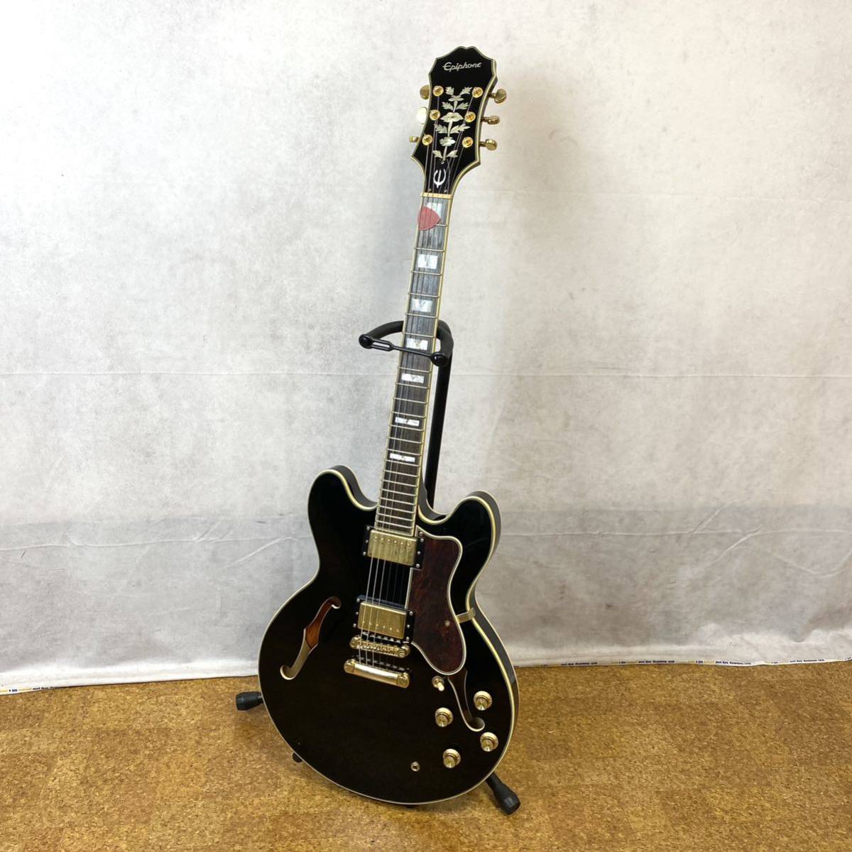 【やや傷や汚れあり】Epiphone / Sheraton II Pro Ebony エピフォン シェラトン ギター チューナー付き エレキ