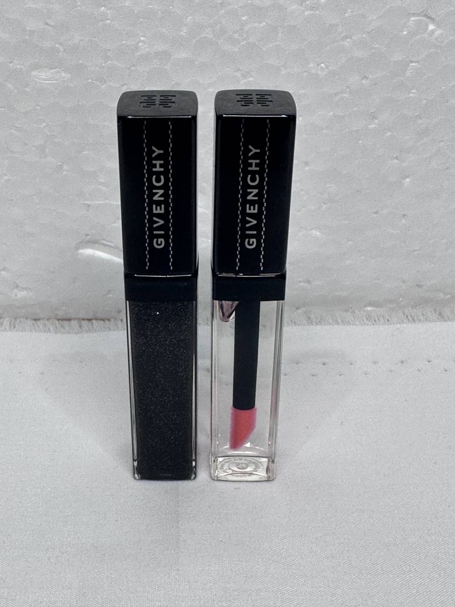【未使用に近い】[1662] 残量たっぷり ジバンシィ 口紅 リップグロス GROSS INTERDIT REVELATEUR 01,16 3