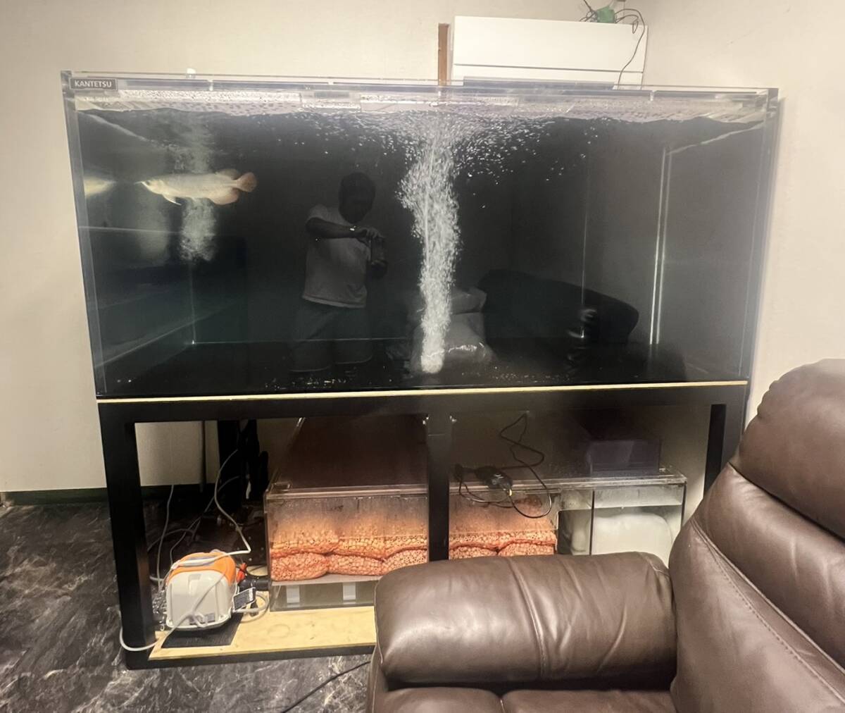 引き取り限定】900×600×450 アクリル水槽•水槽台セット（2月中