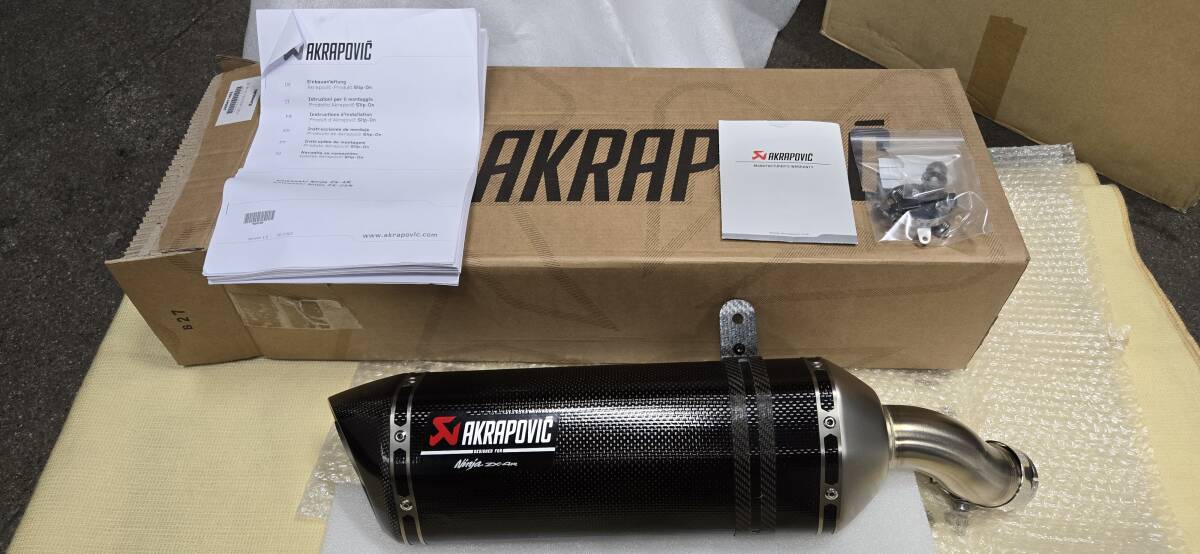 ZX25R/ZX25RR マフラーAKRAPOVIC 風 ZX25R/ZX25RR マフラーAKRAPOVIC 風