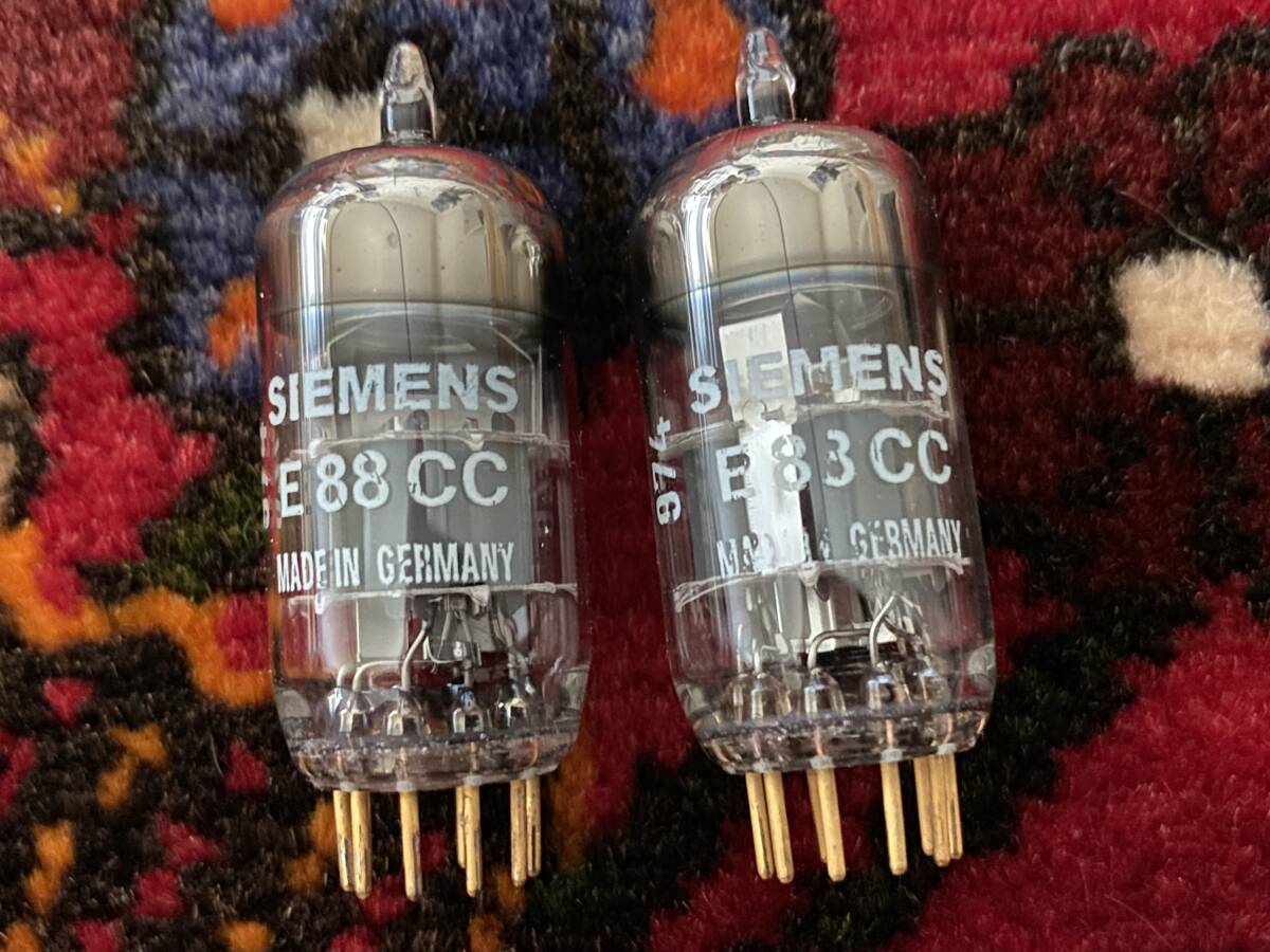 ヴィンテージ真空管 Philips E188CC ゴールドピン SQ（高信頼管） ヴィンテージ真空管 Philips E188CC ゴールドピン SQ（高信頼管