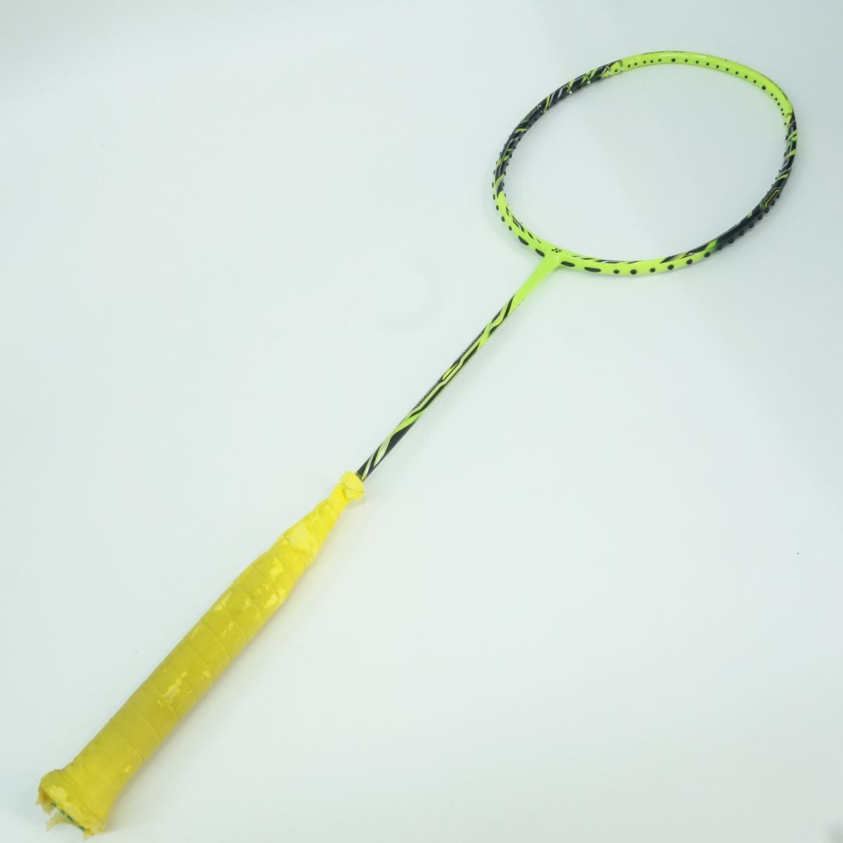 YONEX ナノレイ 700FXバドミントンラケット 3UG5 ナノレイ 700FX 3UG5 バドミントンラケット 白 ケース付 ラケット