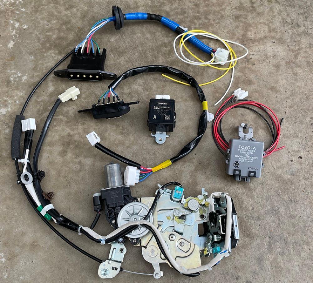 ⑥ 右 スライドドア イージークローザー DA17V エブリィ DG17V