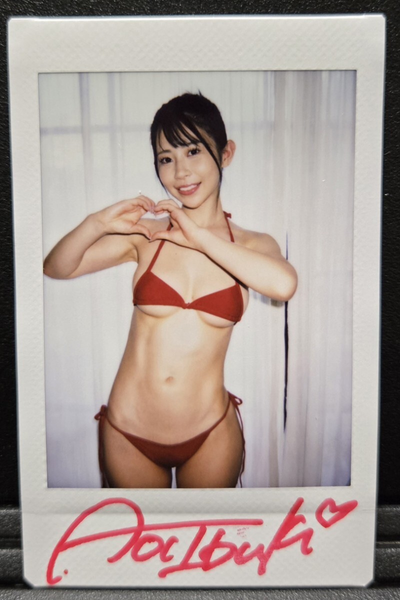 葵いぶき　直筆サイン入りチェキ(c)　未開封品　匿名配送 葵いぶき サイン入り チェキ - メルカリ