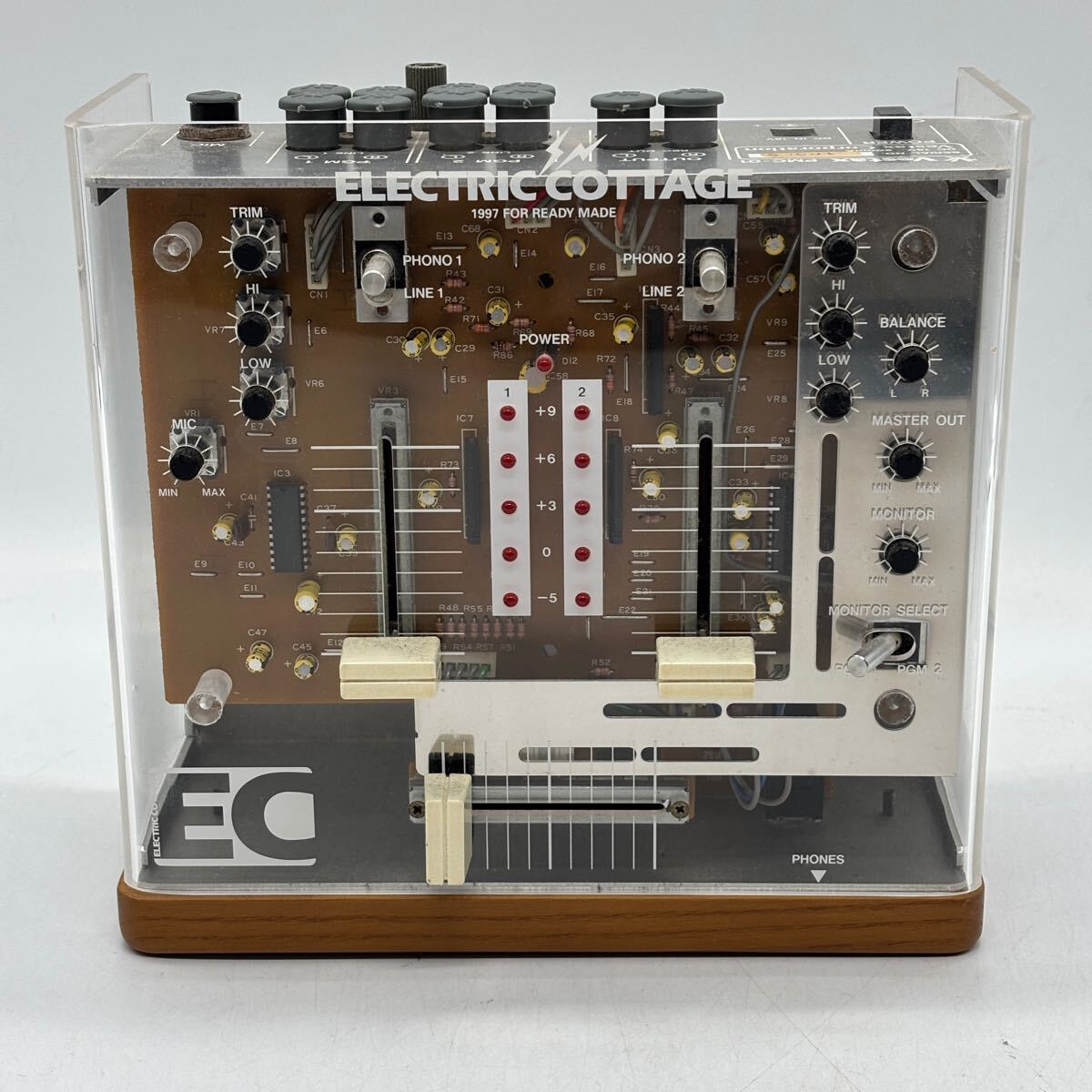 A.P.C.×ELECTRIC COTTAGE（FRAGMENT）スケートボード