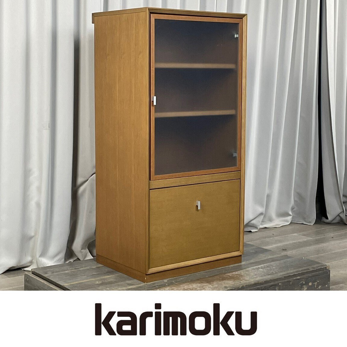 ☆karimoku カリモク☆ガラス扉オーディオラック 幅53cm☆サイドボード