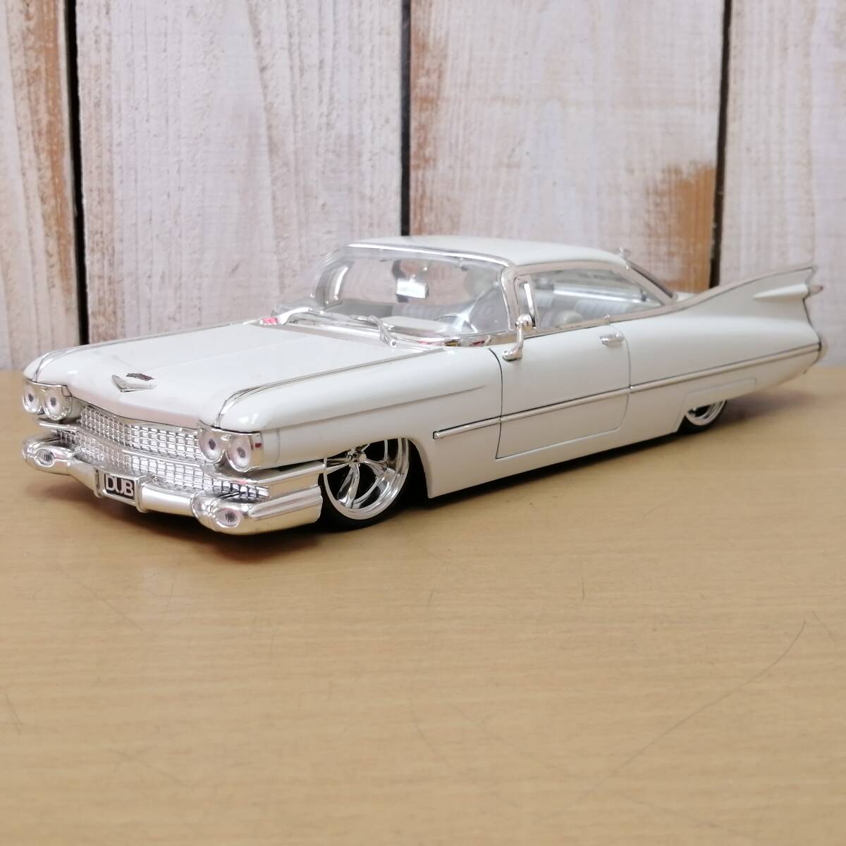 revell lowrider cadillac レーベル キャデラック レベル ローライダー