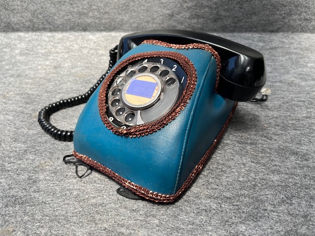 中古】希少！美品！ 黄色 ダイヤル式 公衆電話 日本電信電話株式会社