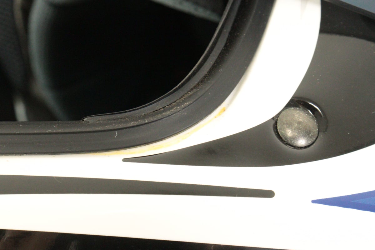 【恭】日展評議員 尾長保 作 プラチナ工芸 『渚の幻想』アルミ額 額装 49.5×58.2cm タトウ箱 尾長保さんの作品 ここは北日本新聞本社です。 | お花の回りで