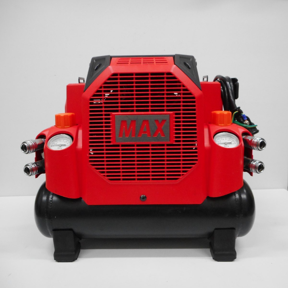 マキタ AC400X コンプレッサーカバー【中古品】の落札情報詳細 