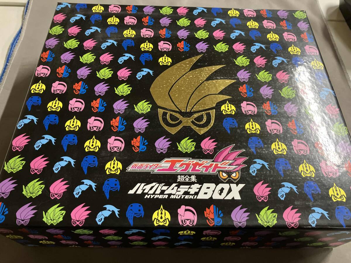新品】☆新品☆限定☆仮面ライダー エグゼイド イラスト 缶バッジ 宝生