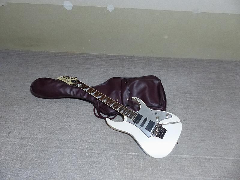 中古】○リバースヘッド!!IBANEZ(アイバニーズ)のRGR-620!!!!!○の落札