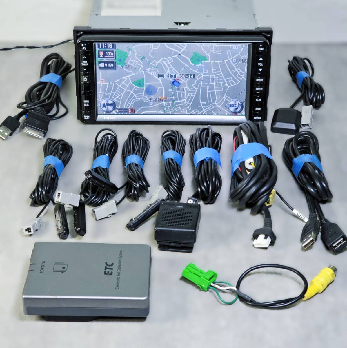 中古】(3652)☆Clarion製 アウディ( 純正HDDナビ J8P AE2 A04 2009年
