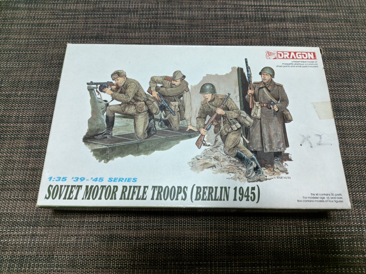 中古】ソ連軍 M69自動車化狙撃兵（歩兵）用 兵・下士官襟章 ソビエト 2