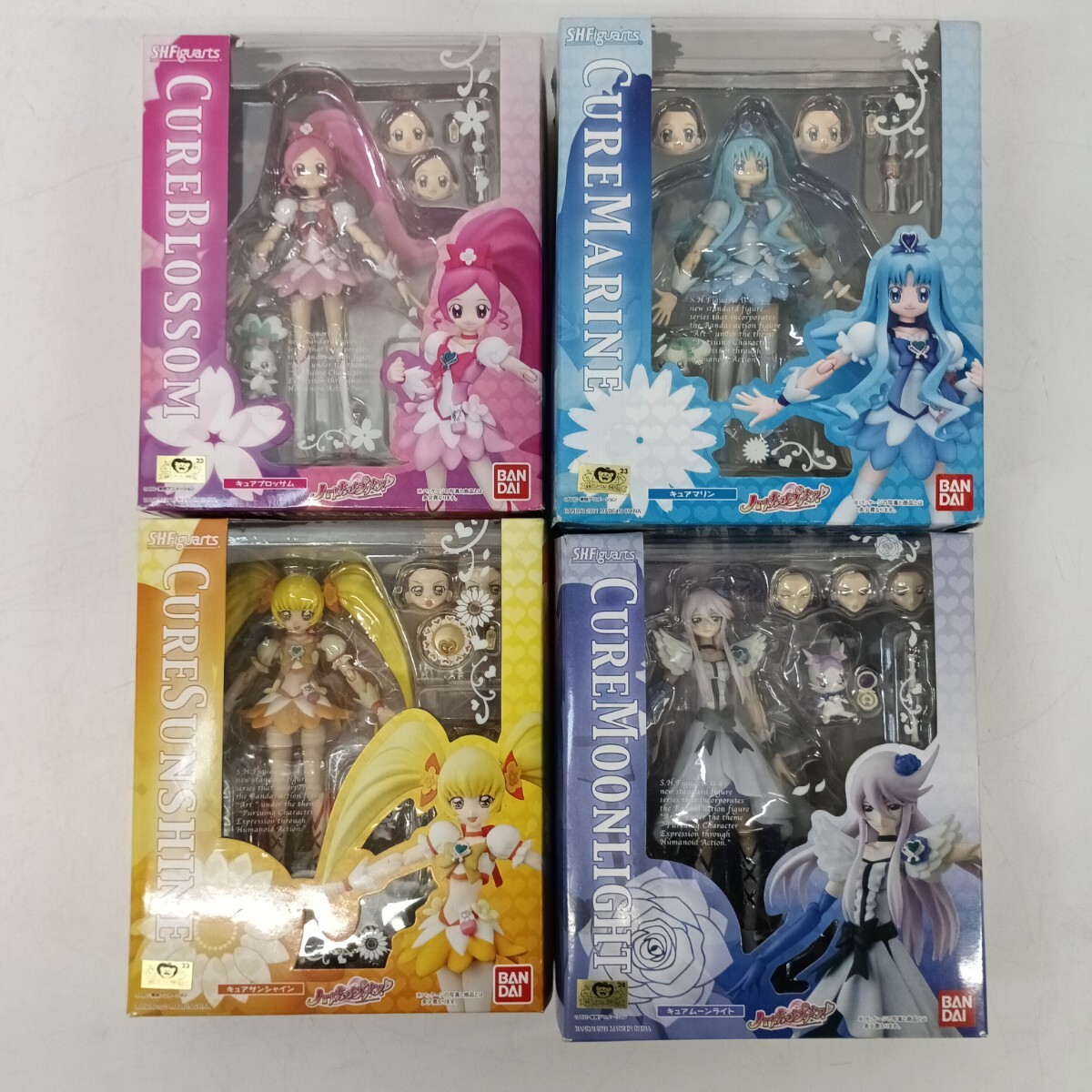 ハートキャッチプリキュア アイドルプリキュア 夏フェス　缶バッジ　まとめ売り 新商品】8/11(金)アイドルシリーズ夏フェス開催♡キラキラ☆プリキュア