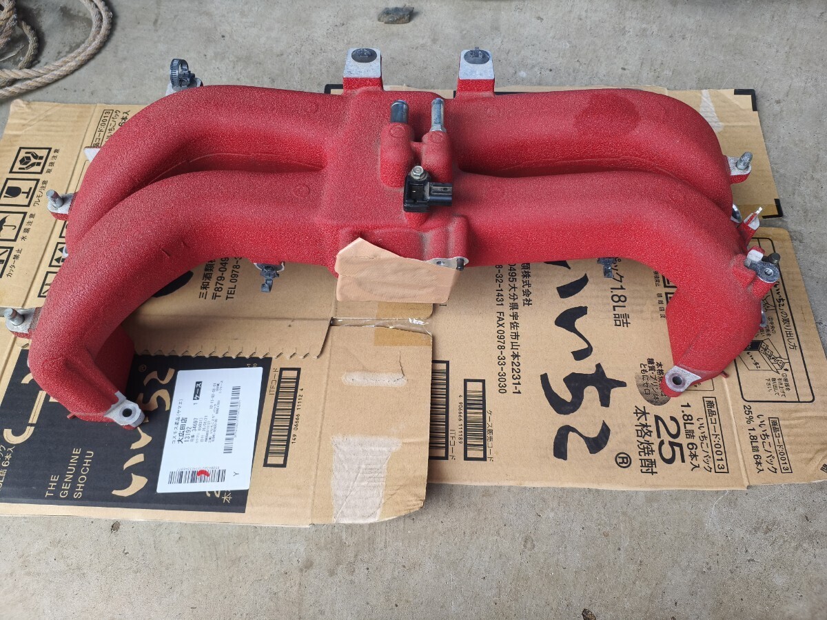 新品】注目度アップ 後期型 赤インマニセット 14001AC540 BRZ(zc6)86