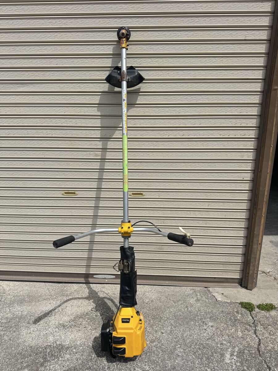 中古】☆激レア！必見！ 富士ロビン NBT415 刈王 2気筒エンジン搭載
