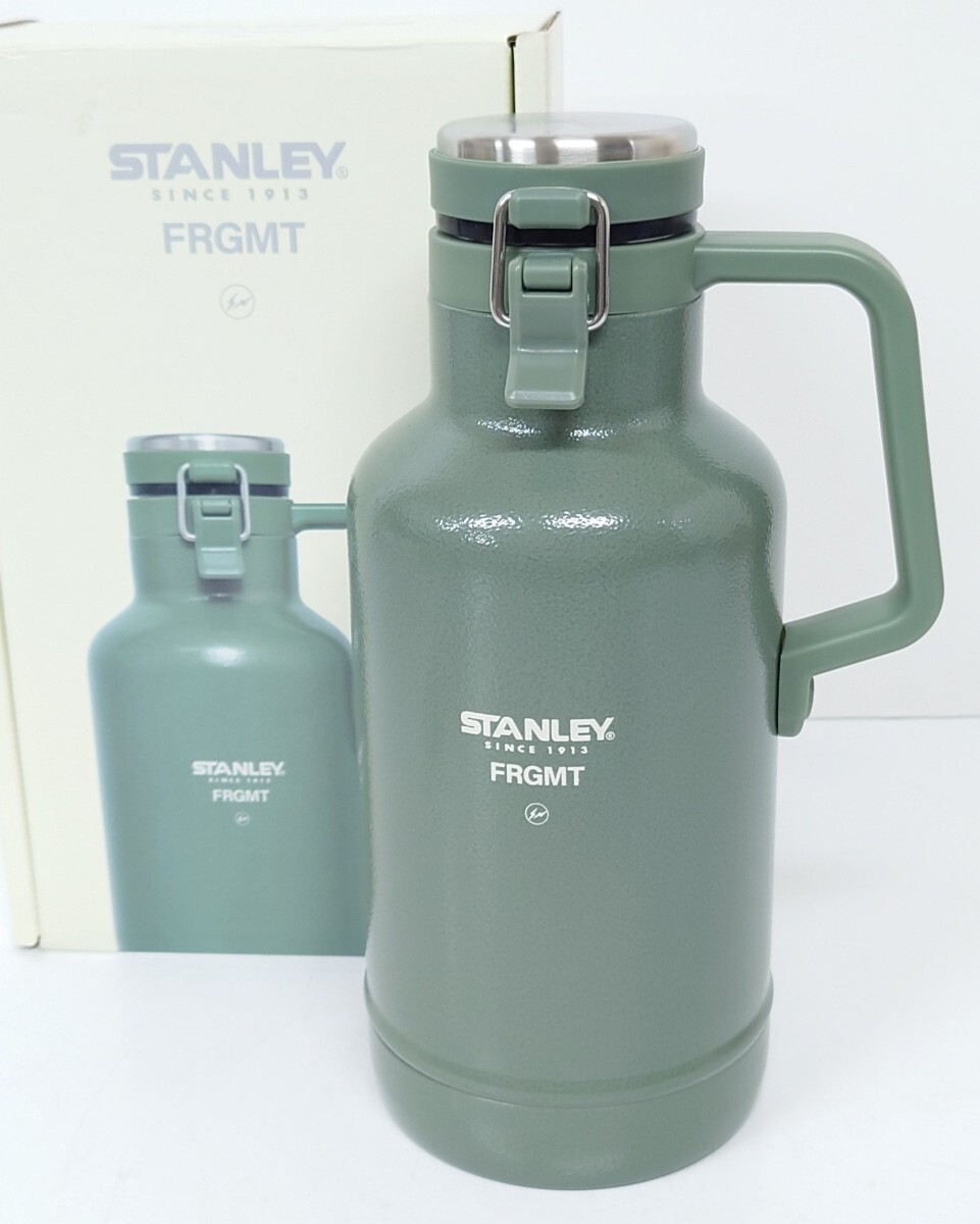 新品】スタンレー 水筒 0.75L クラシック真空ボトル ネイビー STANLEY