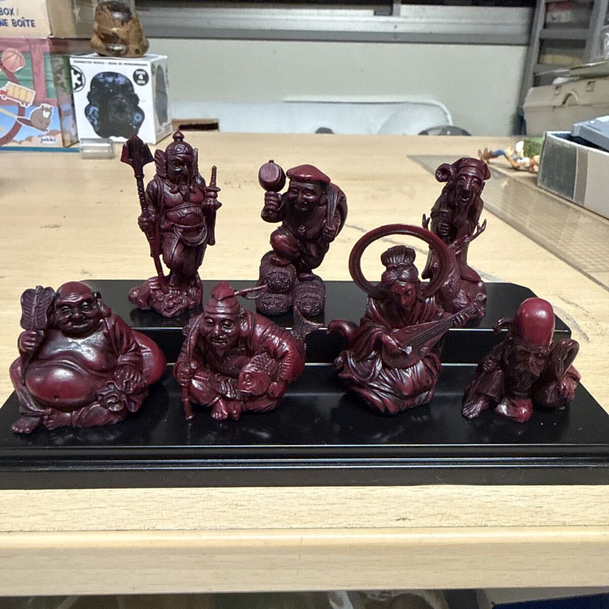 良好】本象牙 一本物 七福神 彫刻 光之作 登録票 台座付 原木 縁起物 
