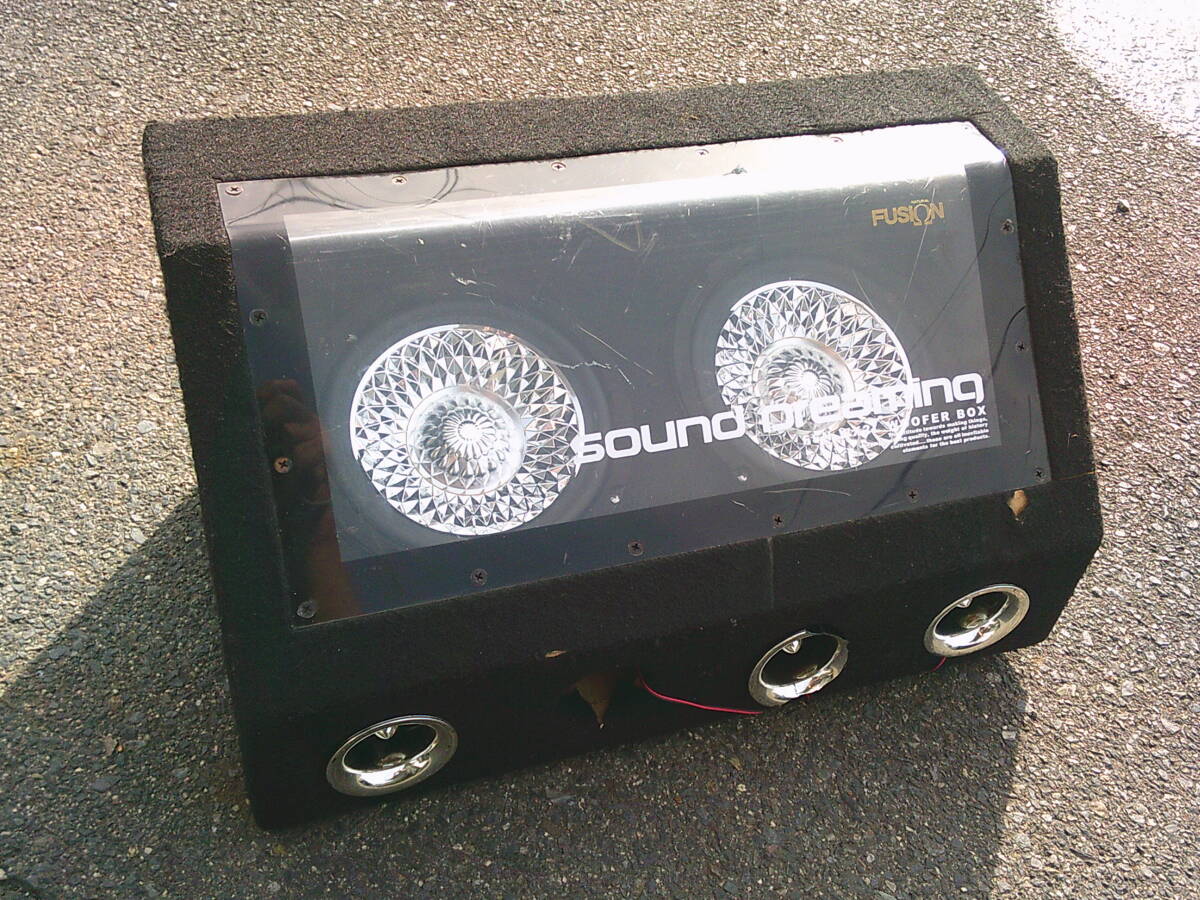 中古品】Fusion(フュージョン) FSN-SX20FL 車載用アンプ内蔵LED付サブ