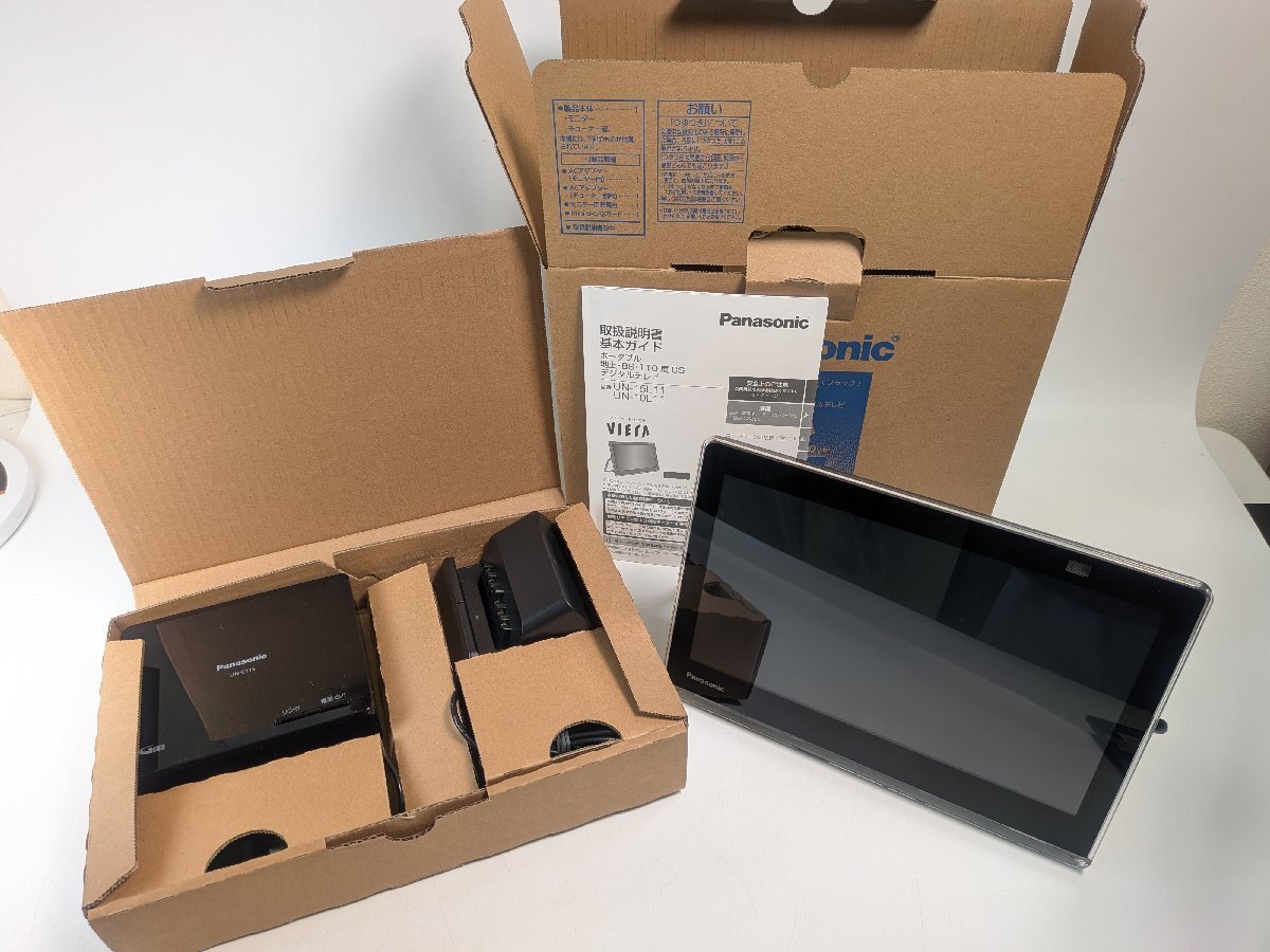 新品】パナソニック プライベートVIERA UN-10E9-W(ホワイト) 外箱開封
