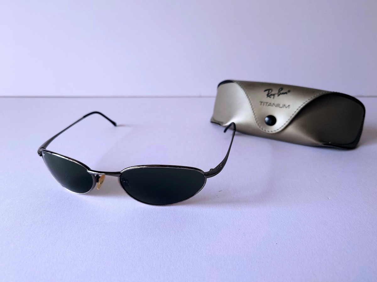 Ray Ban【レイバン】サングラス メンズ レディース ケース付き RB8011
