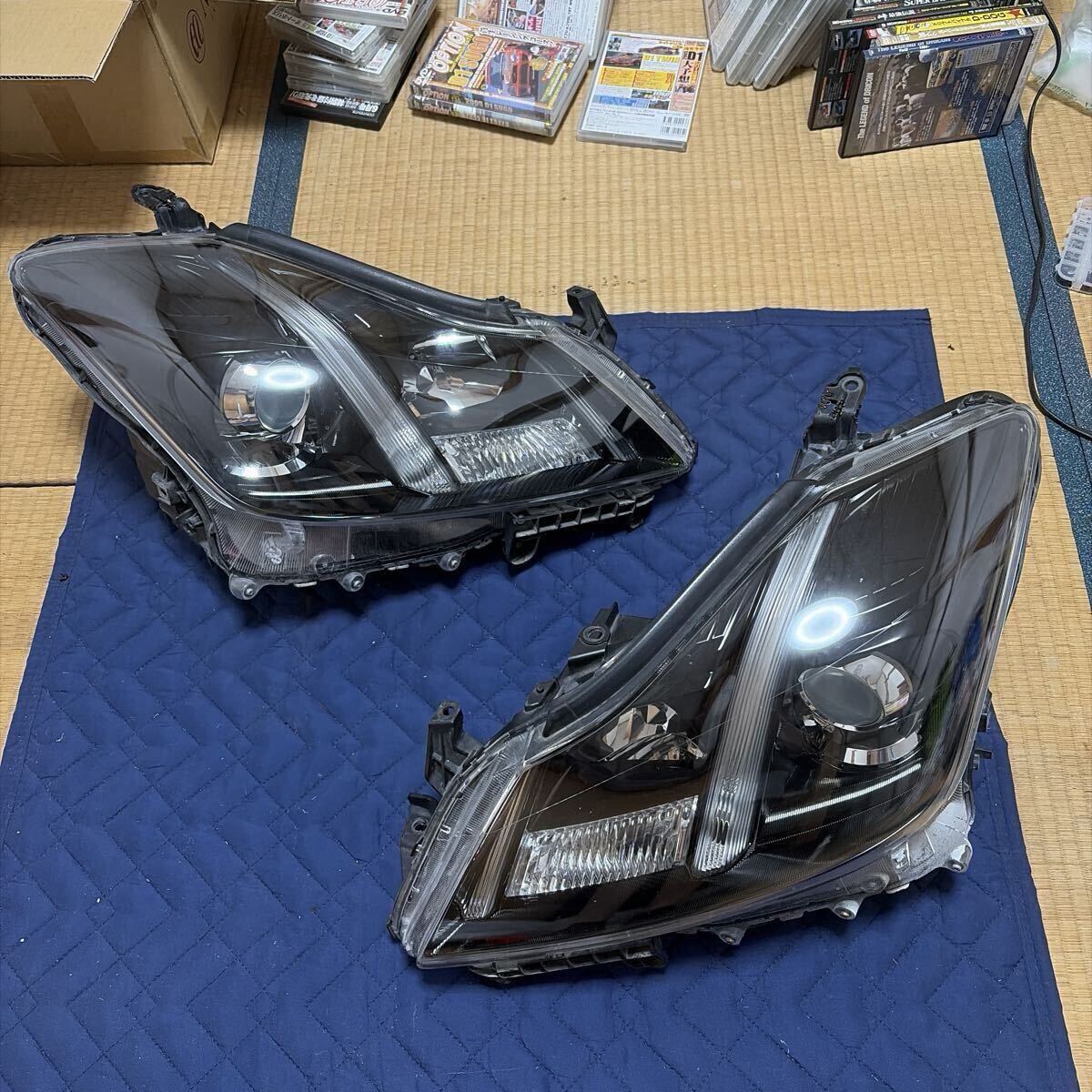 クラウン ロイヤル GRS200 純正 右 ヘッドライト HID AFS付 STANLEY 30