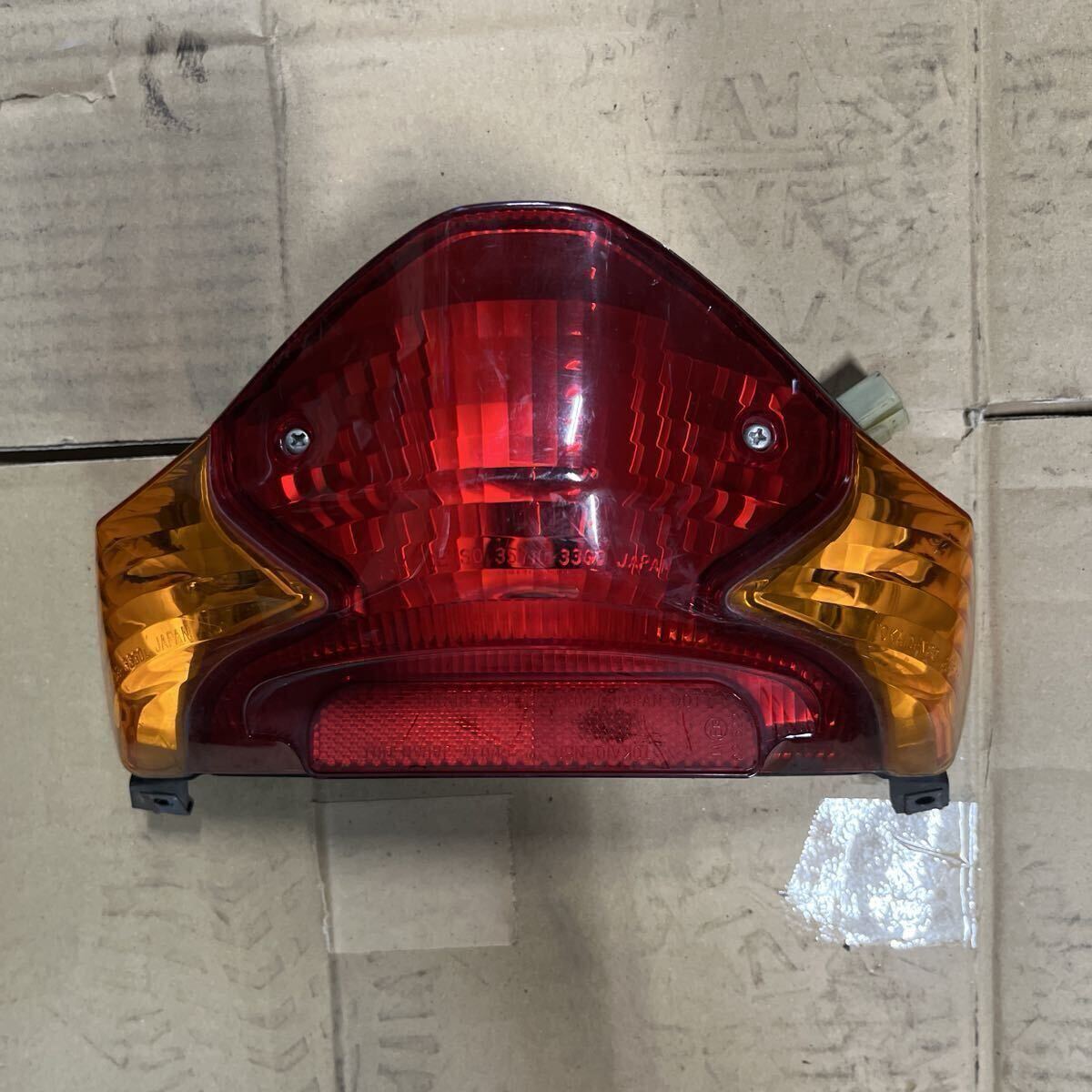 新品】新品未使用 スズキ アドレスV125 テールレンズ テールランプ