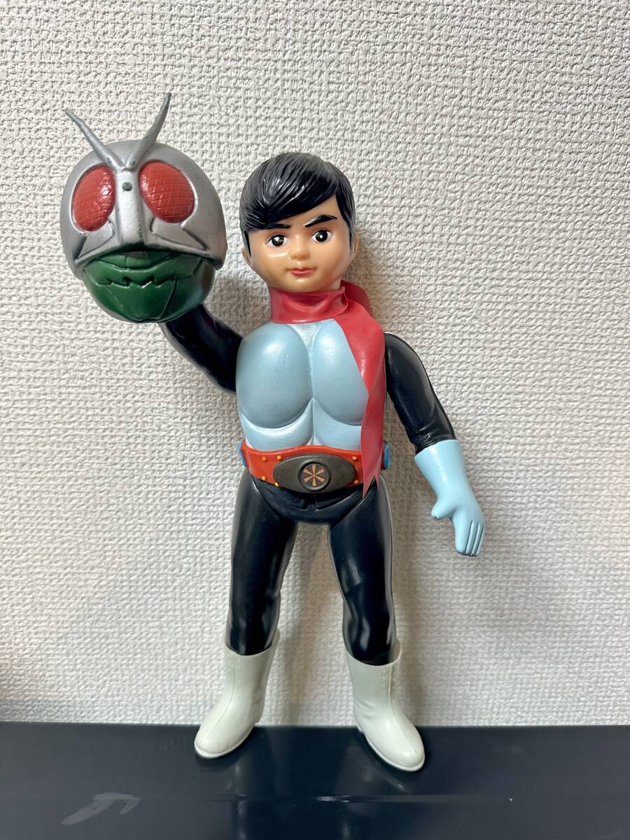 バンダイ 仮面ライダー 蜂女 ソフビ人形 高さ約27㎝ 石森プロ 東映