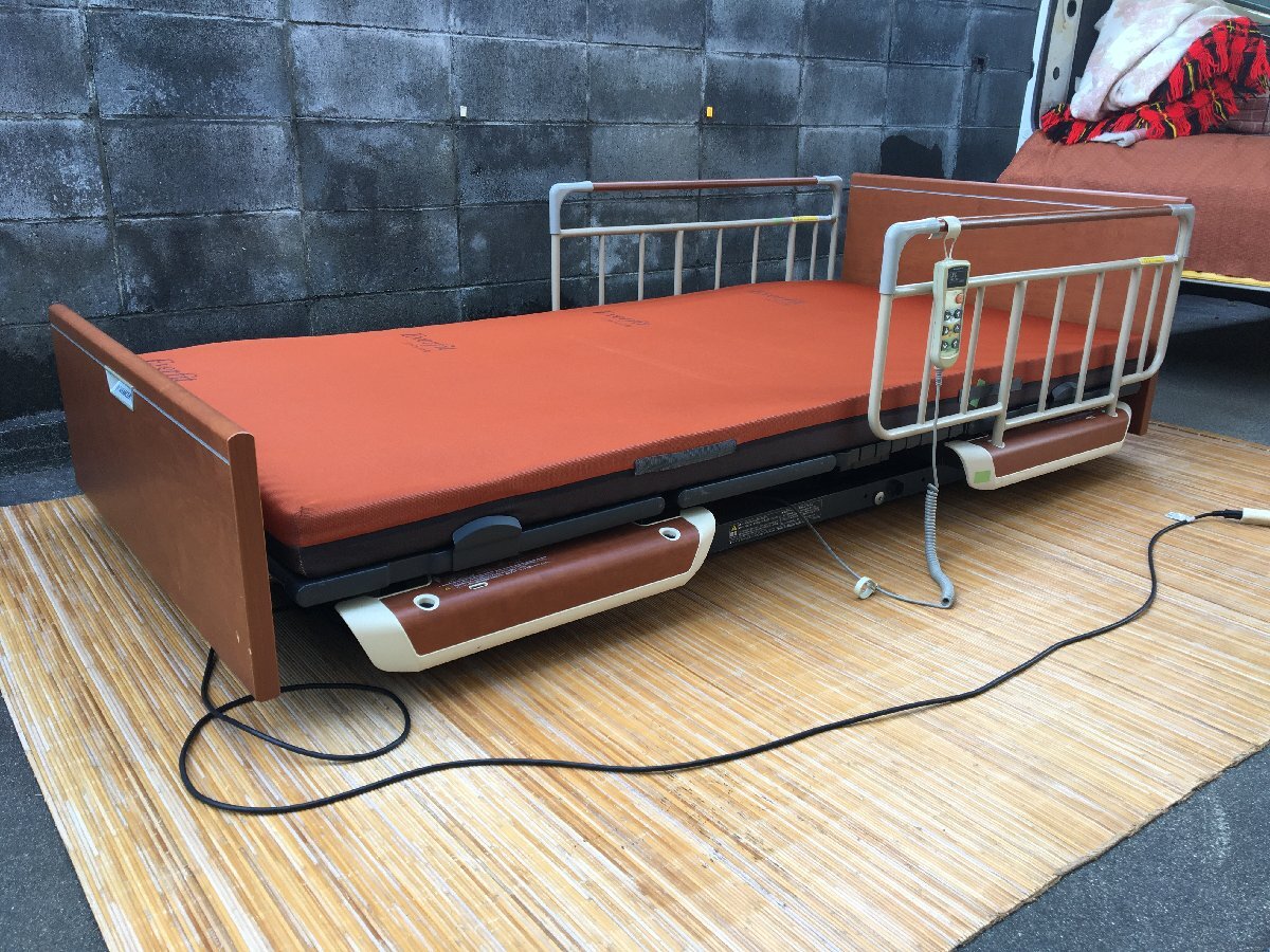 やや傷や汚れあり】「中古」パラマウントベッド T125DNC MCS