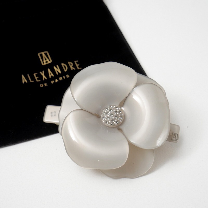 未使用品★ アレクサンドルドゥパリ フラワー バレッタ パール ベージュ アレクサンドル ドゥ パリ ALEXANDRE de PARIS バレッタ プラスチック