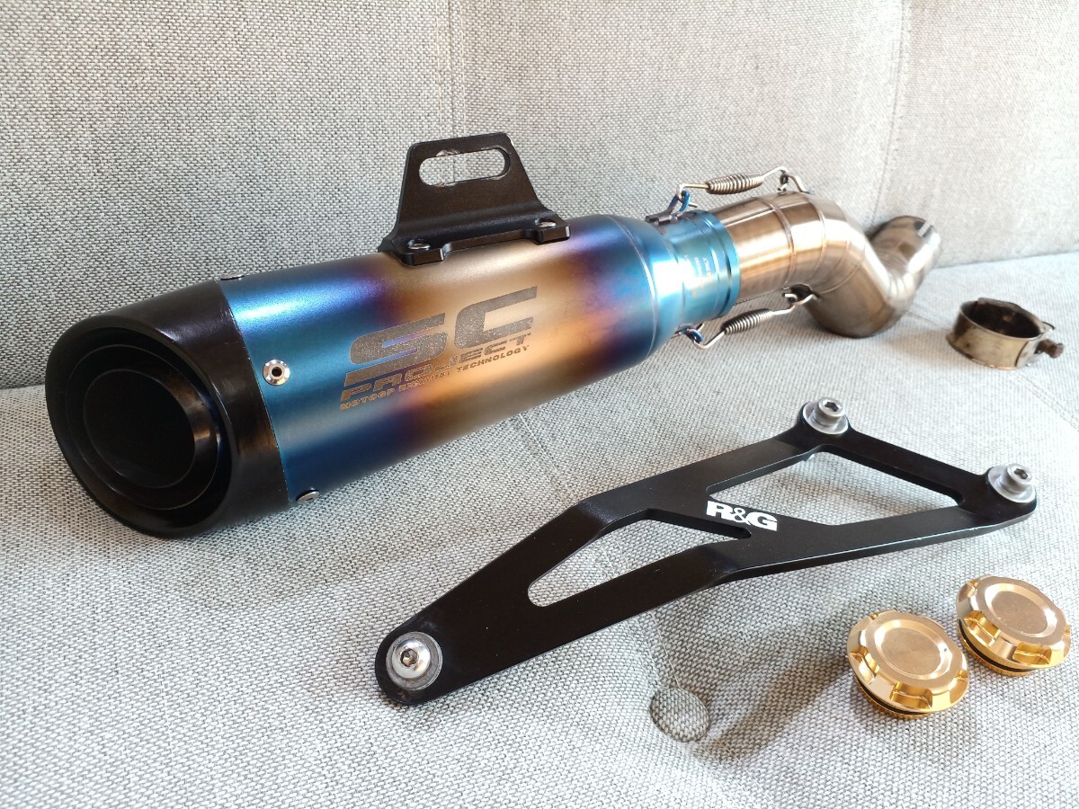 中古】【美品】CBR250RR スリップオンマフラー FADDY DADDY mc22