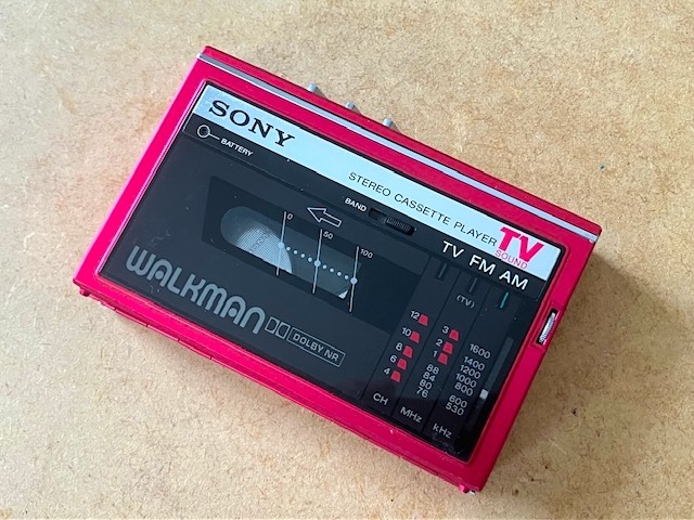SONY Walkman ウォークマン WM-F30 ピンク スライド式カセットケース