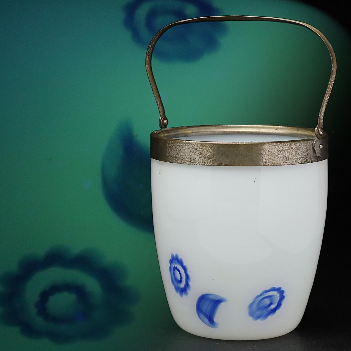 秀逸厳選美術品】慶應◇大正～昭和初期【精工舎】製 ウランガラス宮型