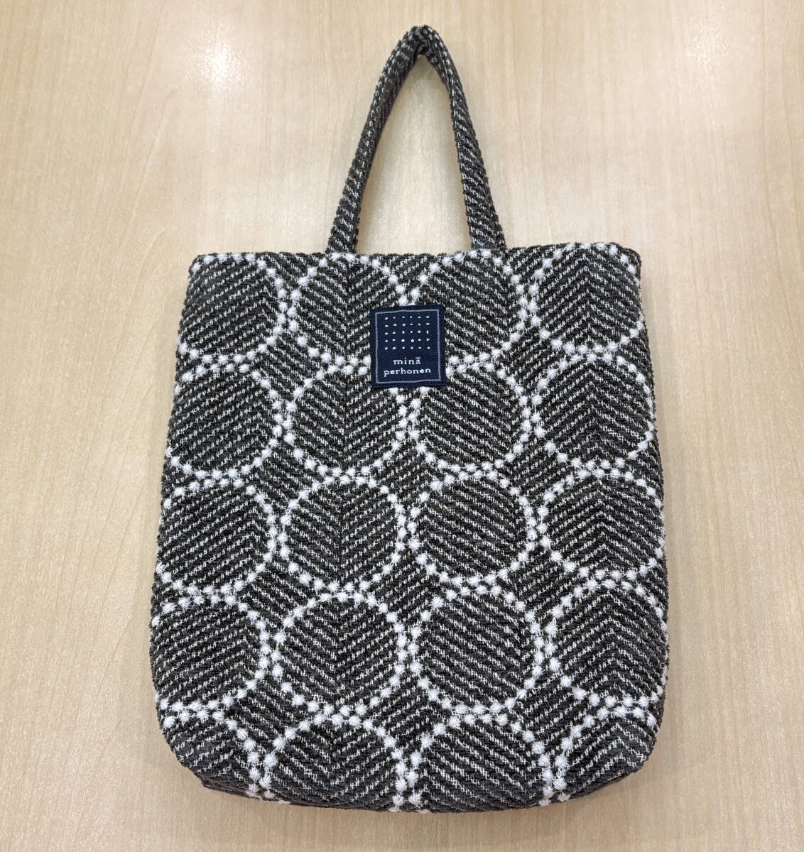 ミナペルホネン タンバリン カドルバッグ がま口 バッグ cuddle bag
