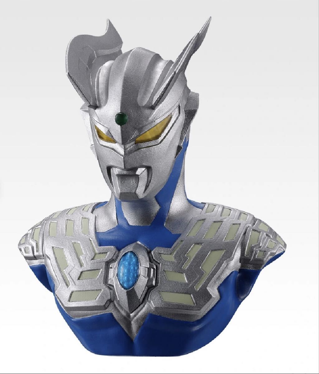 新品】リペイント 完成品 ウルトラセブンアックス ウルトラマンゼロ