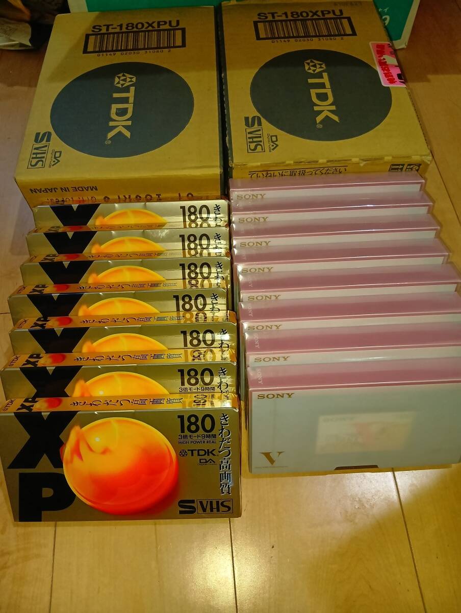送料無料中古 VHSビデオテープ 録画済み 14本 S-VHS2本 ジャンクの落札
