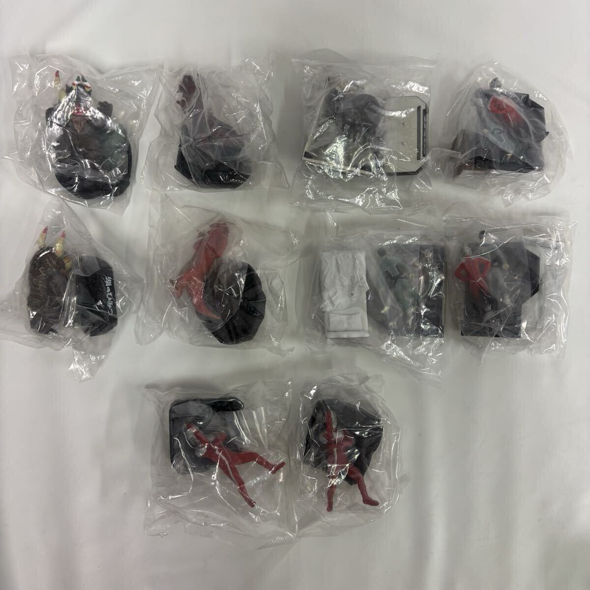 中古】まとめ フィギュア ウルトラ怪獣名鑑 「206便姿消す」トドラ 「1