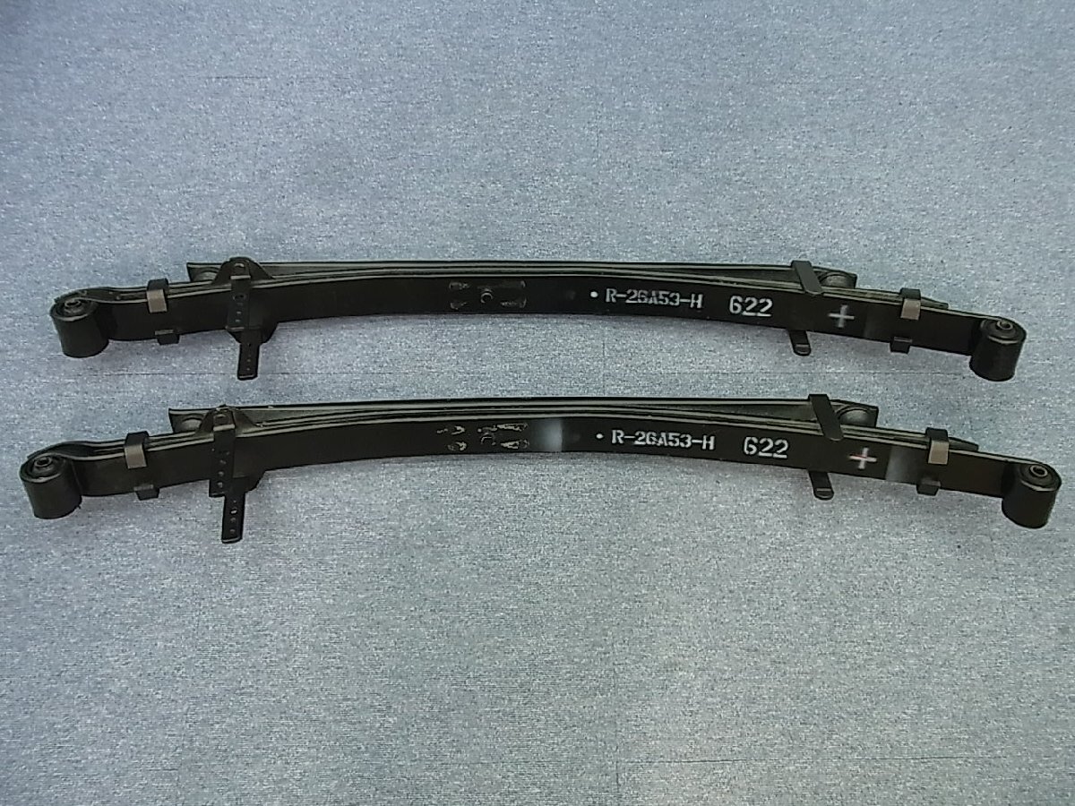 200系 ハイエース 純正リーフスプリング R-26A71-C 591 新車外し