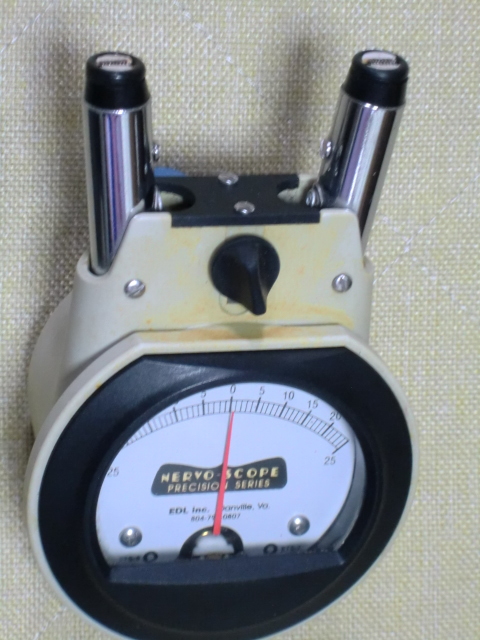 送料無料】ナーボスコープ Nervo Scope カイロプラクティック ガン